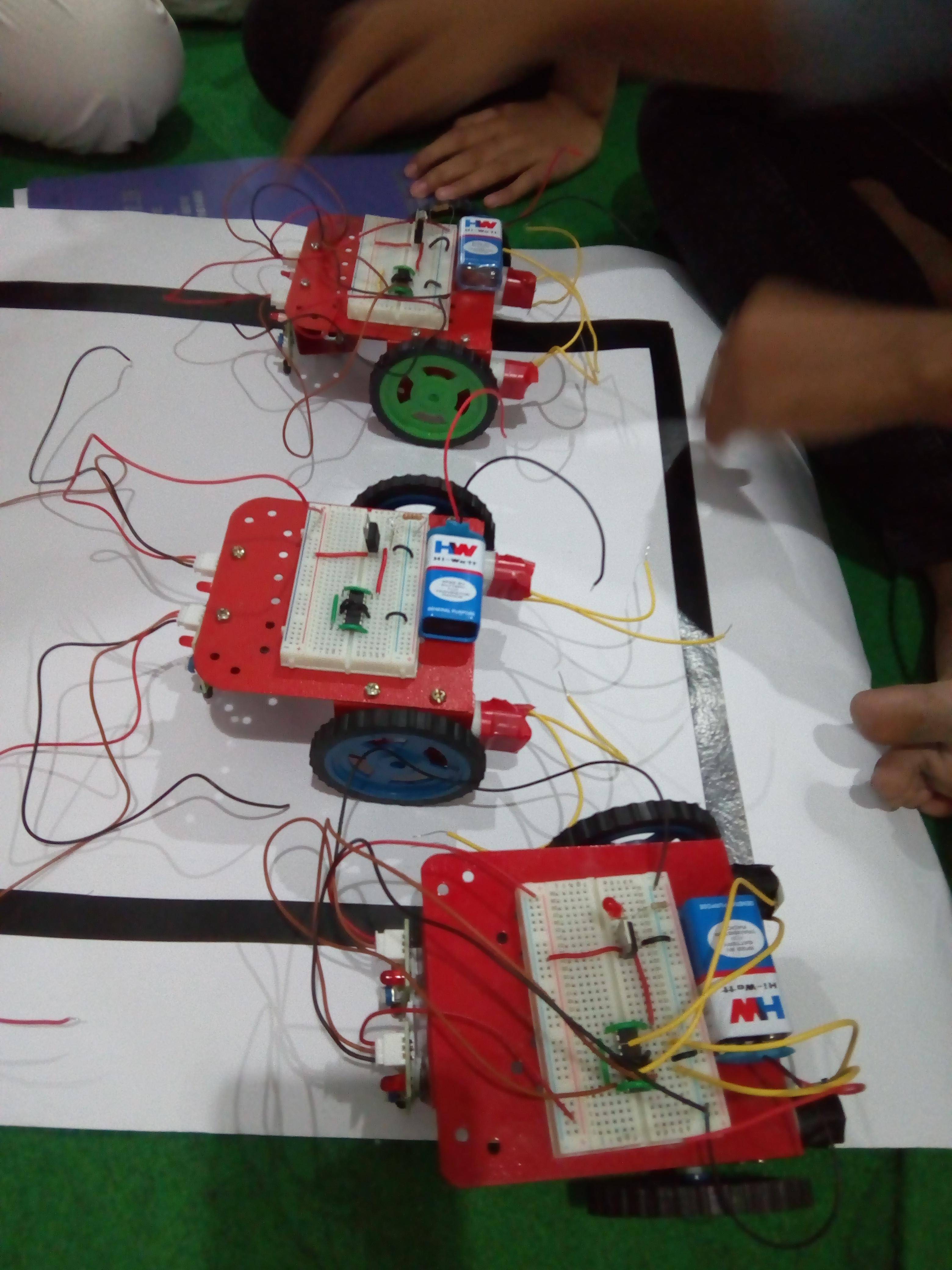 Basics of Robotics and building Line Follower Robot - With Young-Scientist.in