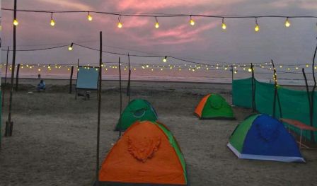 Movie Night, Live acoustics & Camping at the Beach!